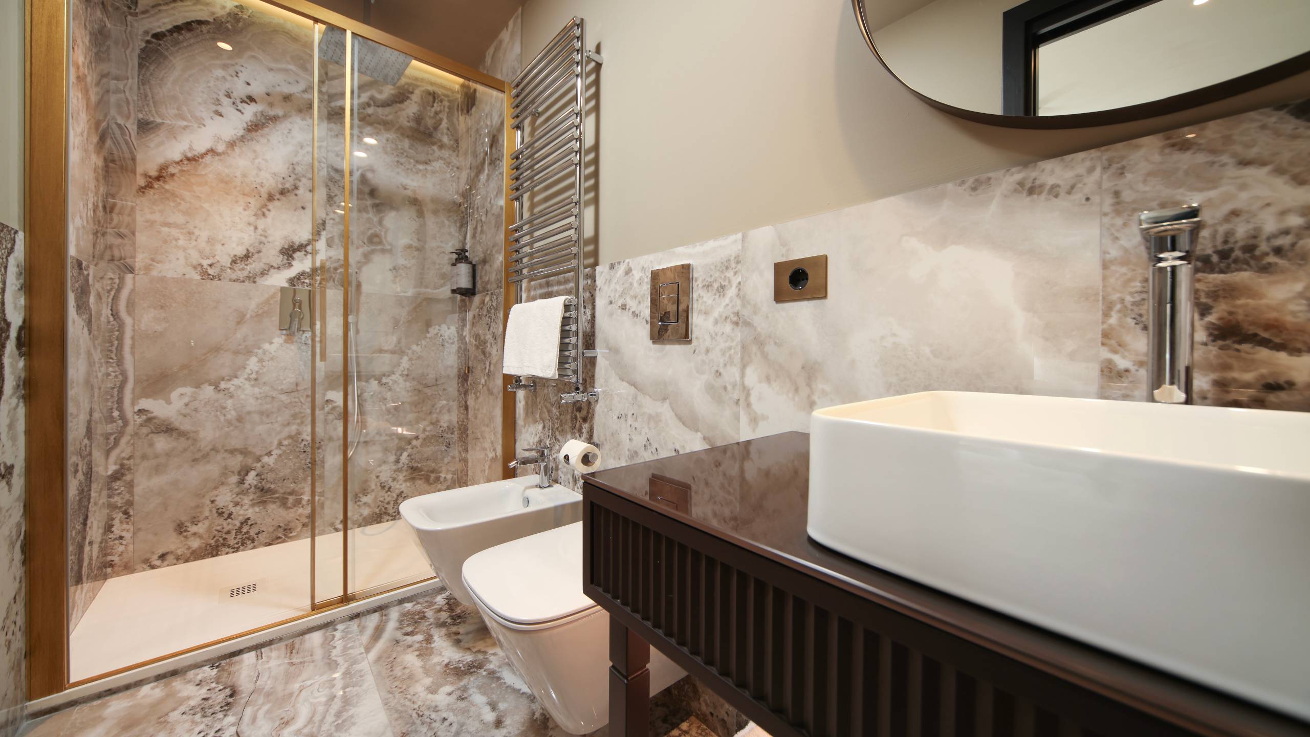 u-visionary-venezia-hotel-tridente-collection-CLA-213-314-bagno1