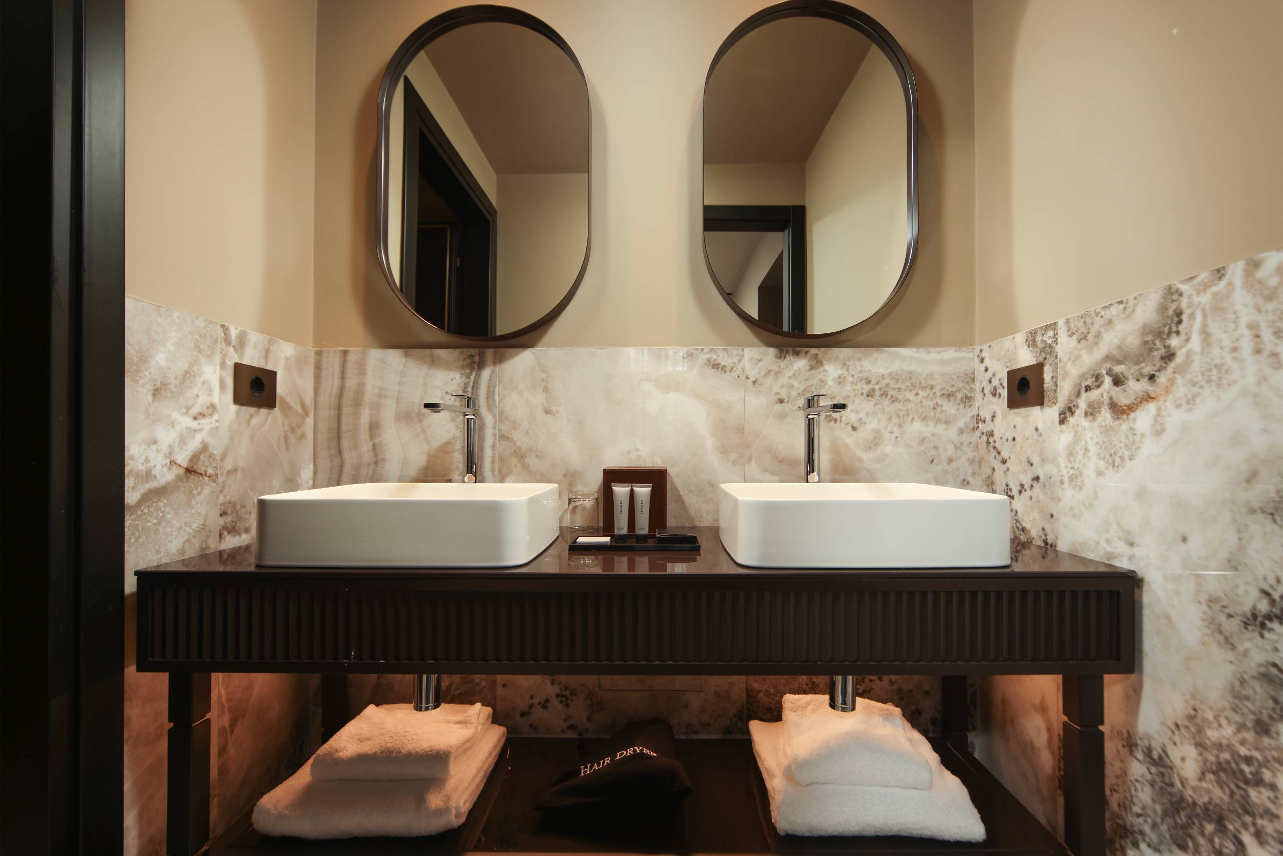 u-visionary-venezia-hotel-tridente-collection-JS-204-bagno2